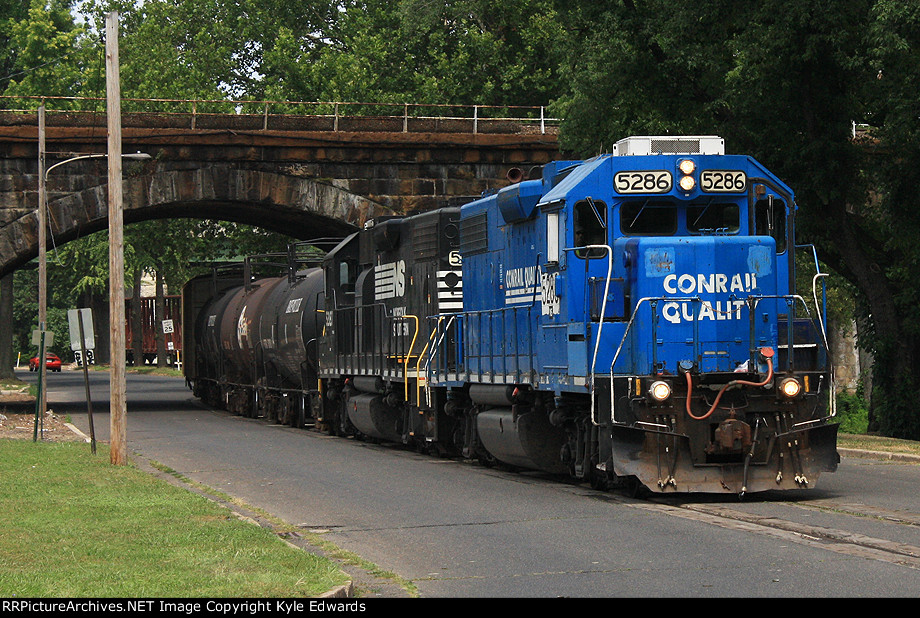 NS GP38-2 #5285 on YPMO-R1